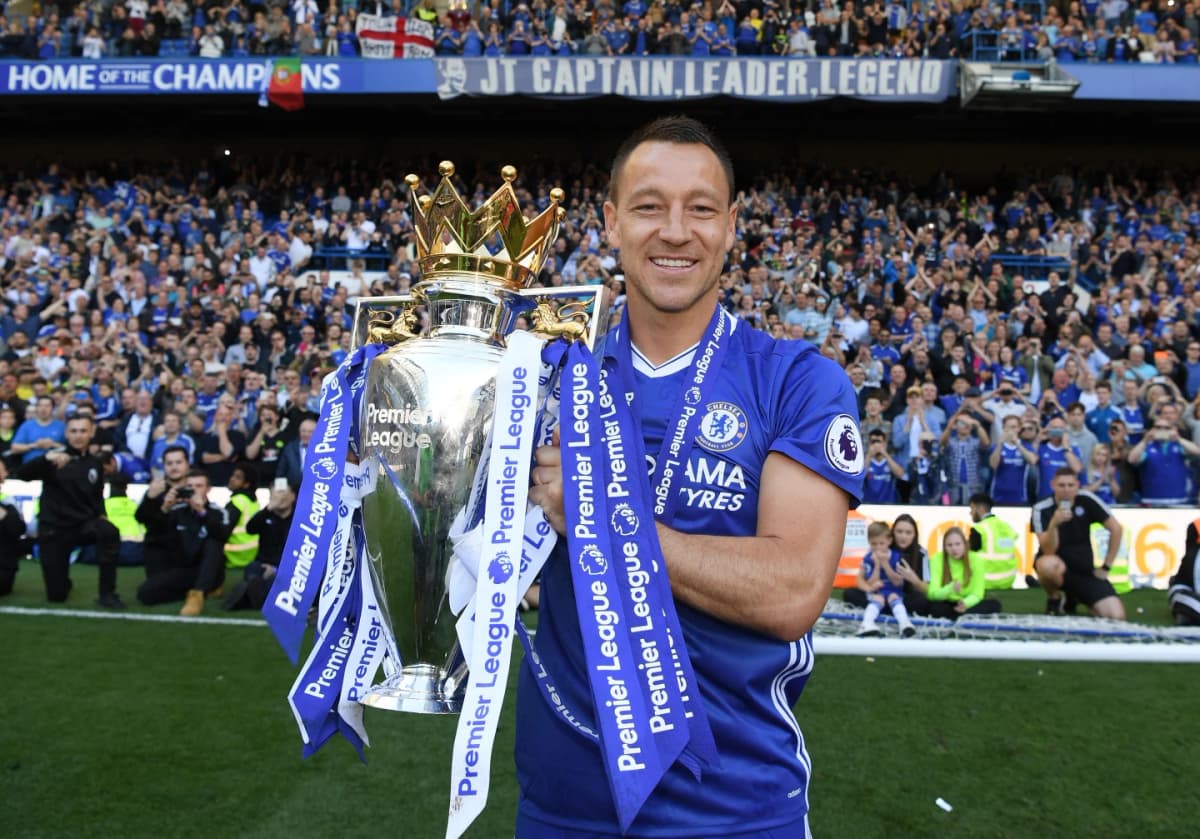 Premier League: José Mourinho rend hommage à John Terry