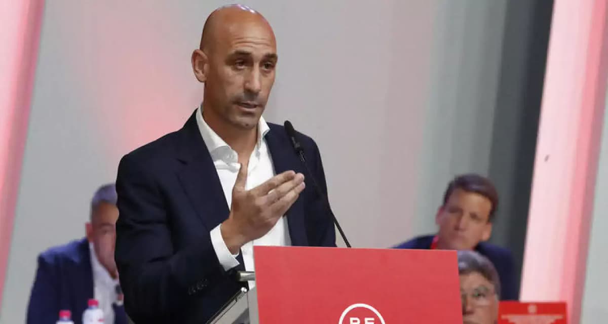 Espagne: l’ancien président de la Fédération Luis Rubiales sort du silence