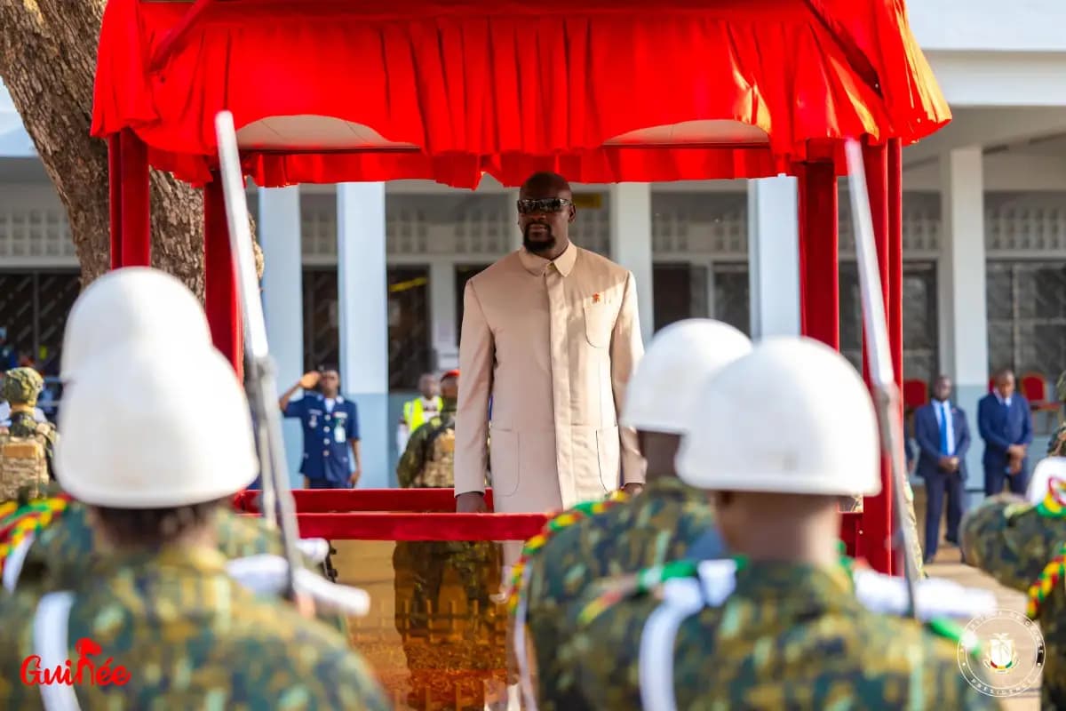 Guinée: Mamadi Doumbouya investi président le 17 janvier
