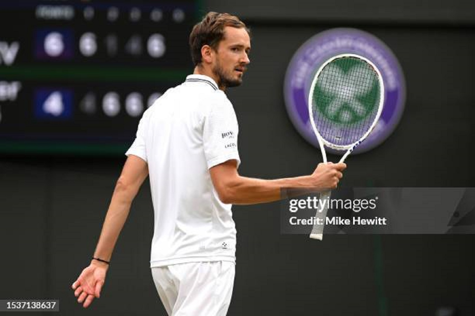 Wimbledon: le russe Daniil Medvedev éjecte Jannik Sinner et file en demi-finale