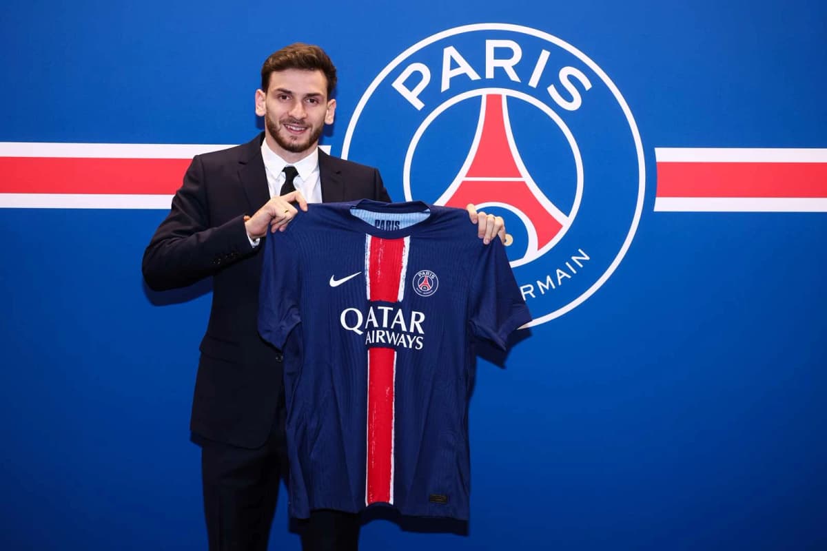 Ligue 1: le groupe du PSG face à Reims avec Kvaratskhelia