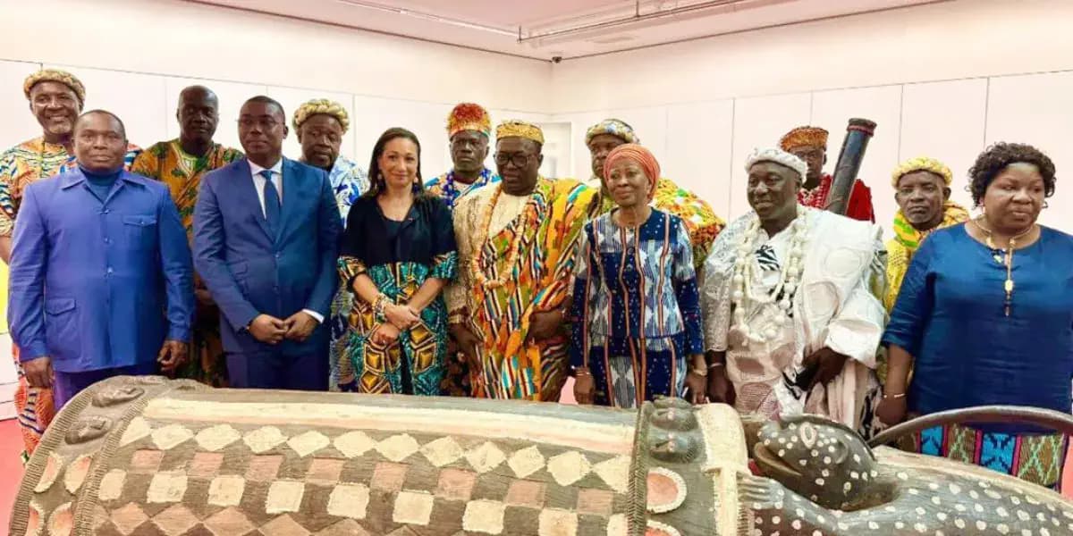 Côte d’Ivoire – Restitution du Tambour Djidji Ayokwê: le Sénat français donne son feu vert