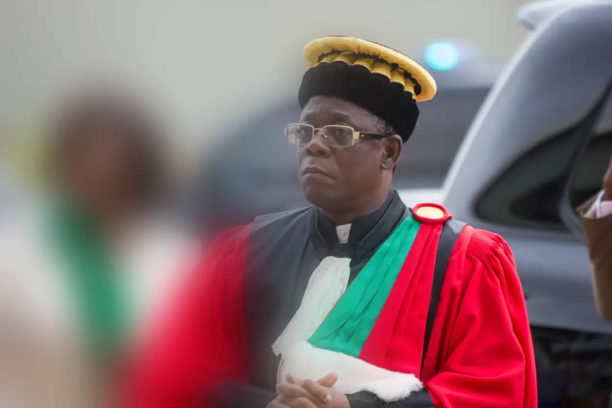 Bénin – Révision constitutionnelle: Théodore Holo donne son avis technique