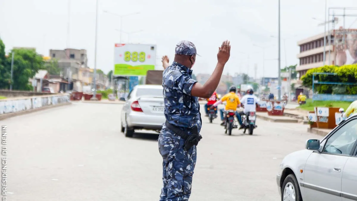 Road safety in Benin: the Minister of the Interior slams his fist on the table and announces increased police checks.