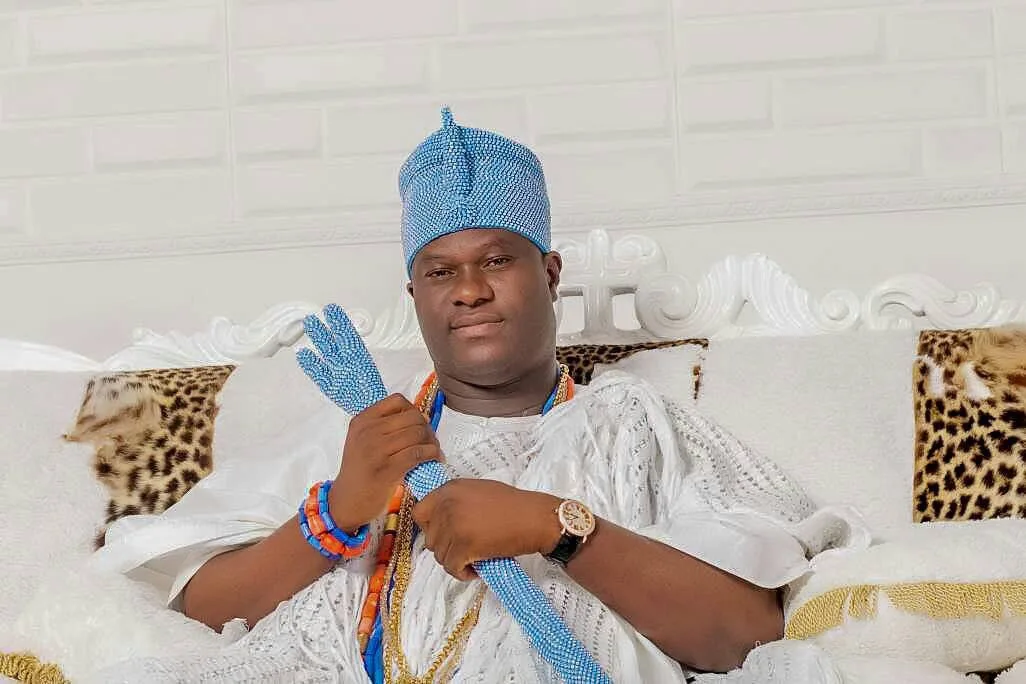 Nigeria: Ooni of Ife publicly presents his twin sons