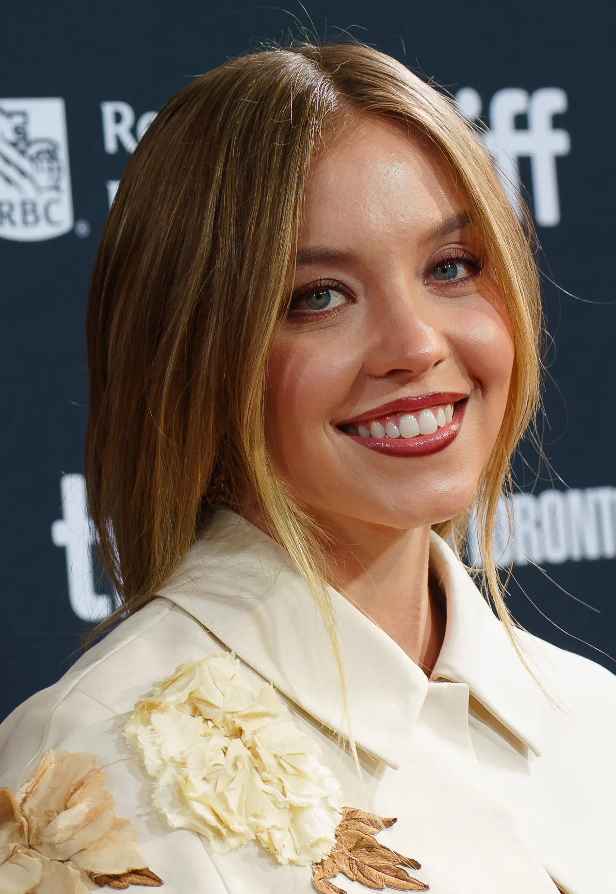 Sydney Sweeney’s Novig advertisement sparks backlash from Olympic champions