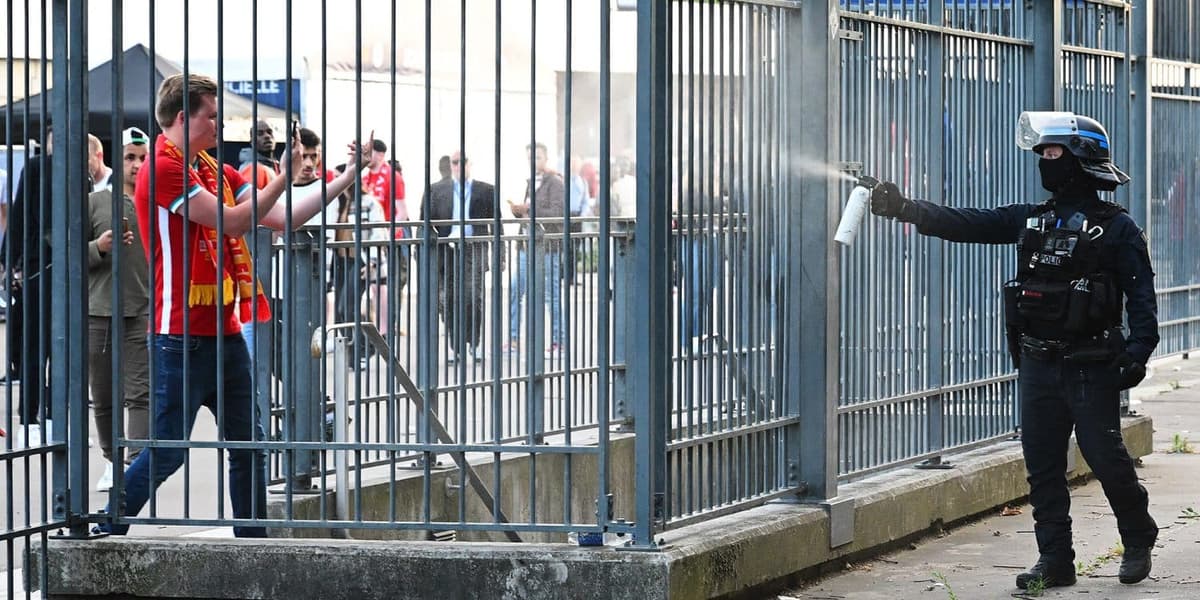 Finale LdC: les autorités françaises accusent l’UEFA et Liverpool