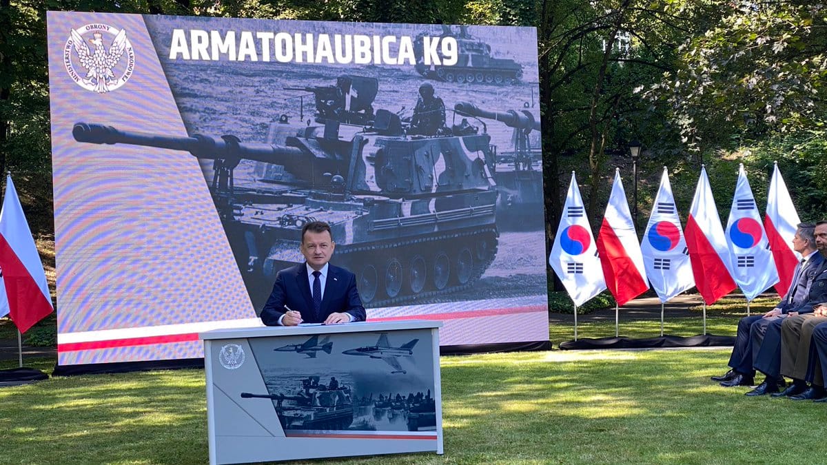 Chars, canons, chasseurs F35 américains : la commande géante de la Pologne face à la menace russe