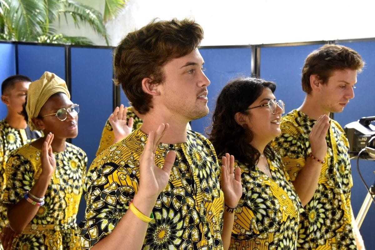 Bénin : prestation de serment de 18 nouveaux volontaires du Corps de la Paix Américain