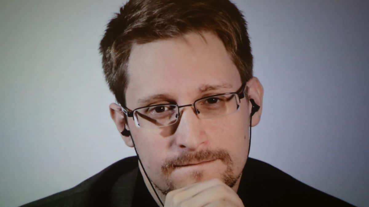Poutine accorde la nationalité russe au lanceur d’alerte Edward Snowden