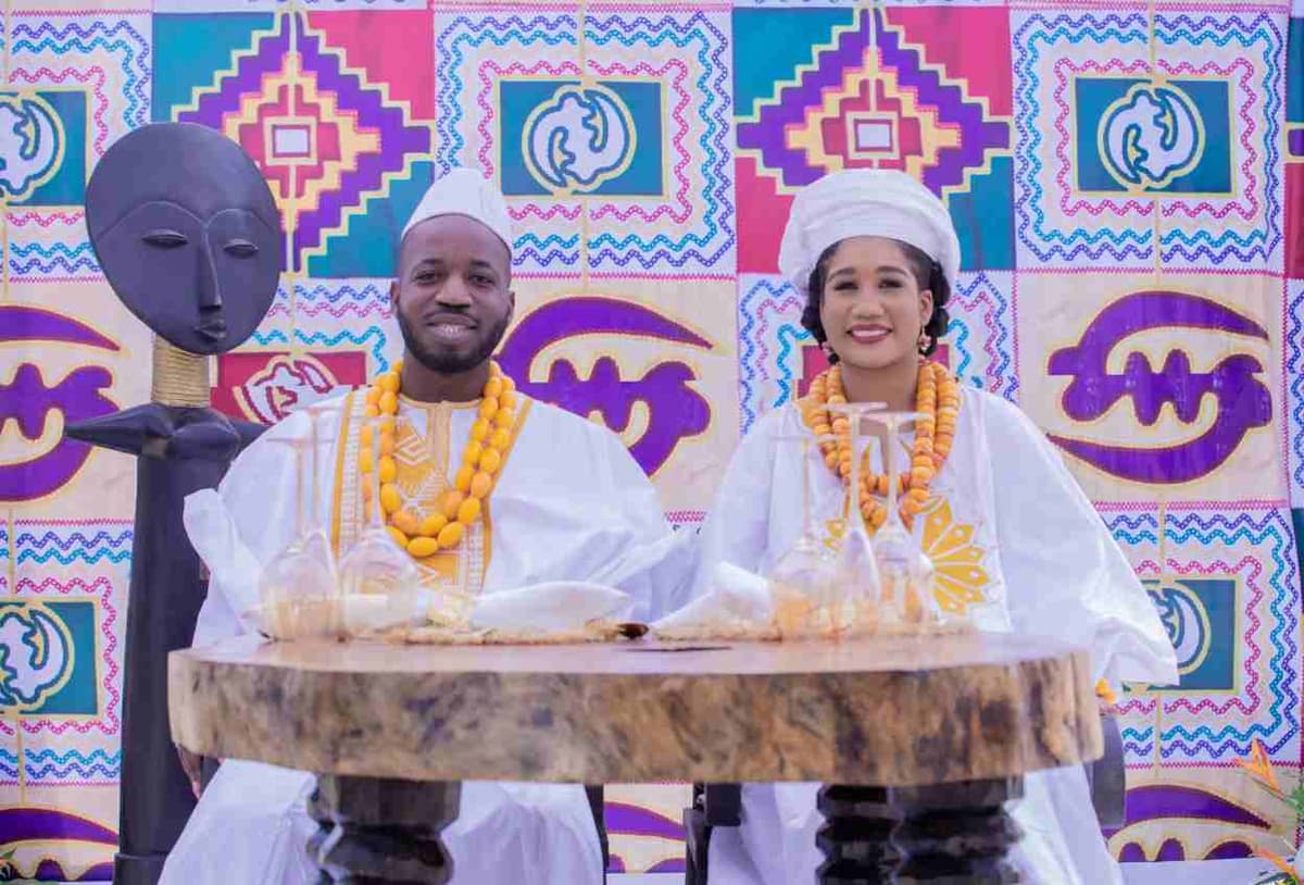 Côte d’Ivoire: cette grandiose cérémonie de dot de la fille d’une ministre et un camerounais