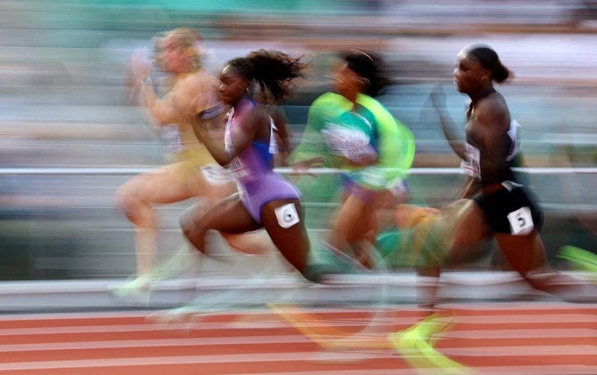 Athlétisme: les personnes transgenres bannies des compétitions féminines