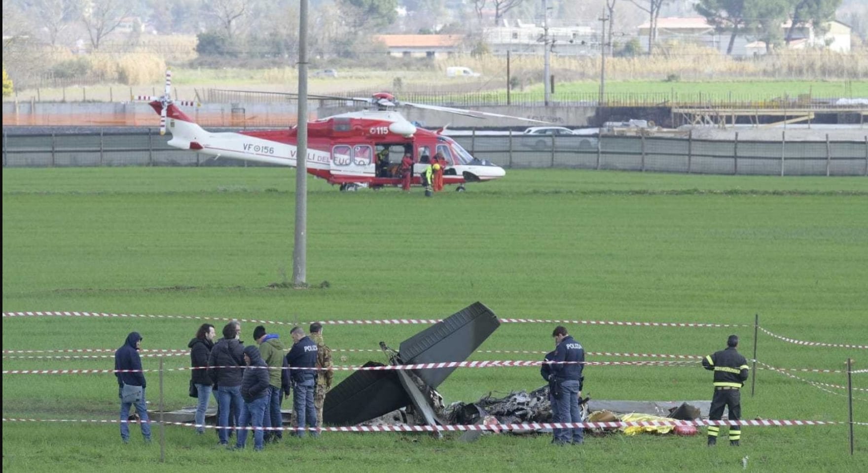 Italie: 02 morts dans une collision entre deux avions militaires