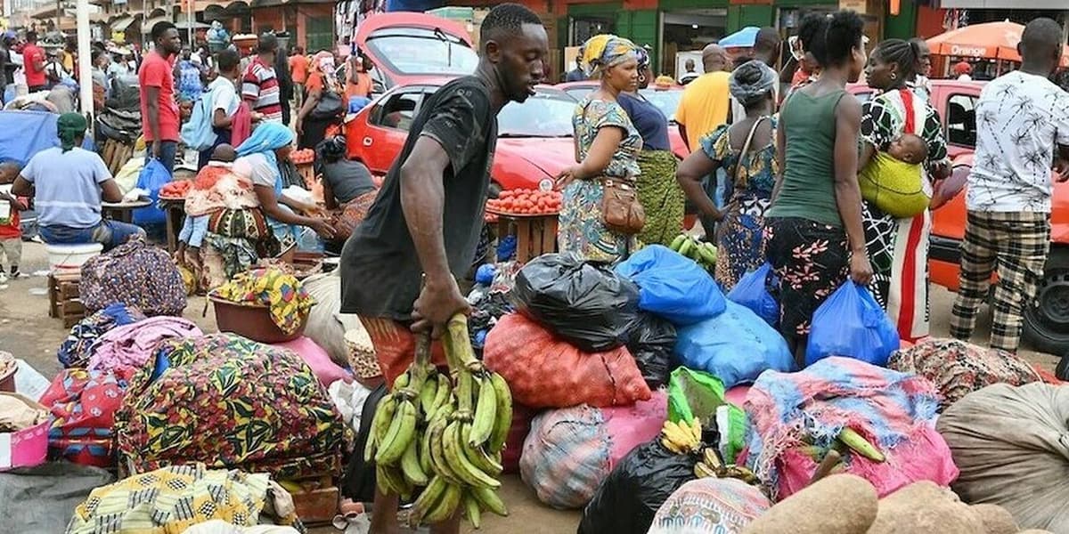 Côte d’Ivoire : un commerçant se suicide en plein marché