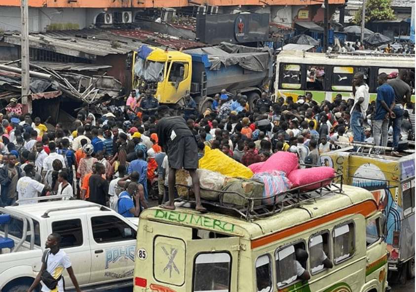 Côte d’Ivoire : un gros camion percute plusieurs piétons, des morts enregistrés