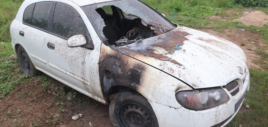 Côte d’Ivoire : un présumé auteur des incendies de véhicules arrêté