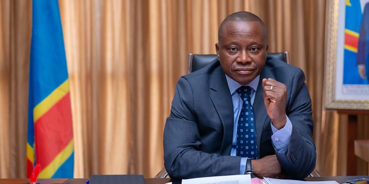 RDC: l’ex ministre des transports, Chérubin Okende retrouvé mort dans sa voiture