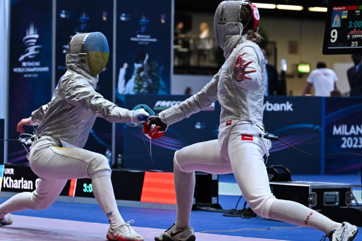 Mondiaux d’escrime: une Ukrainienne disqualifiée pour avoir refusé de saluer une Russe