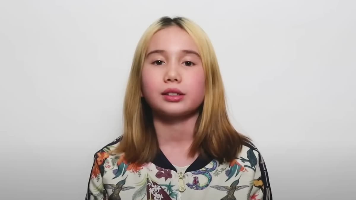 Canada : mort de Lil Tay, jeune rappeuse et influenceuse, à l’à¢ge de 14 ans