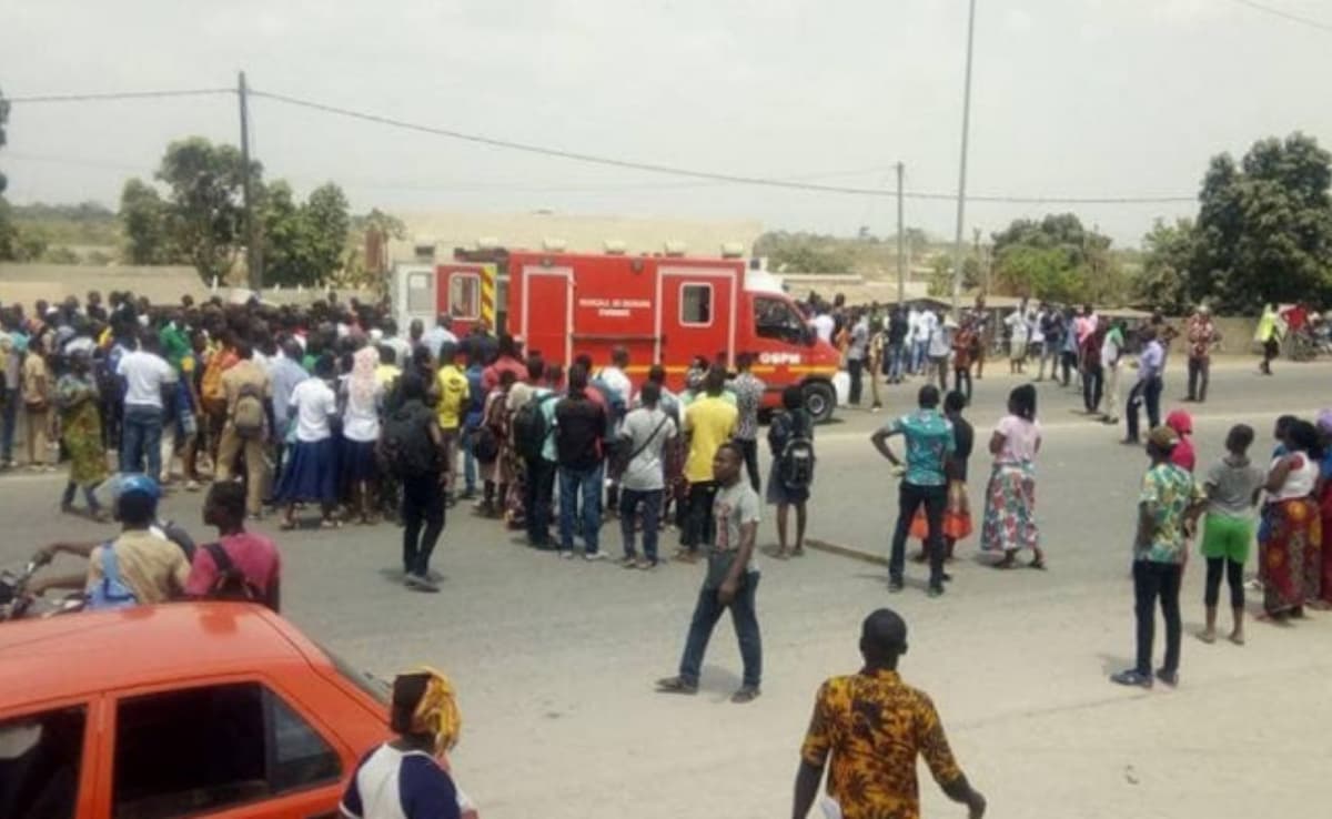 Côte d’Ivoire: un taxi fait une sortie de route et percute des fillettes