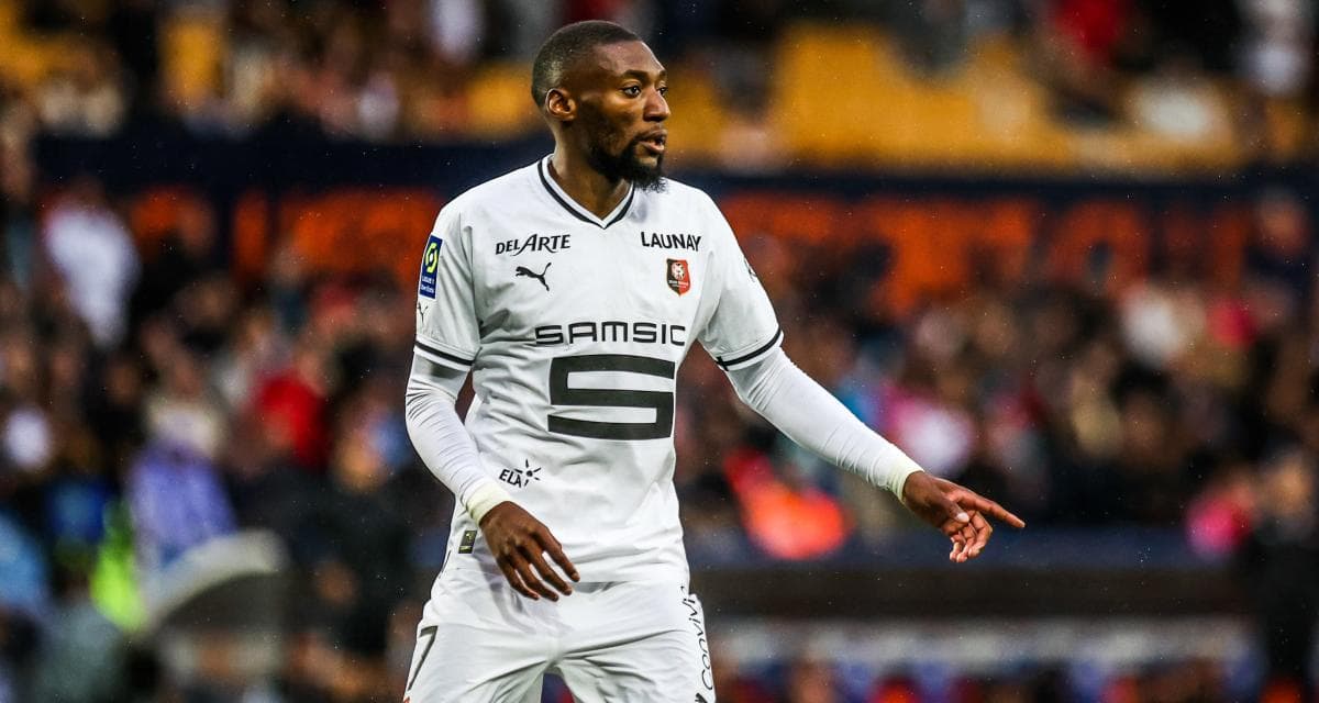 Lyon: le Camerounais Karl Toko-Ekambi viré du groupe professionnel par Laurent Blanc
