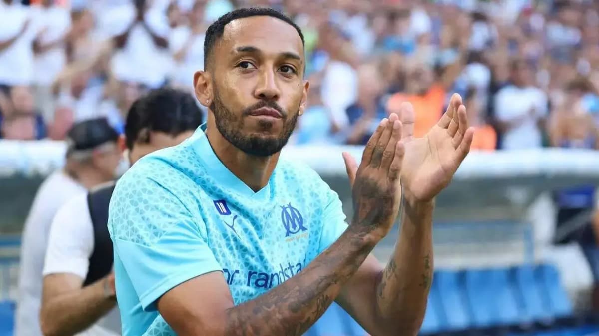Pierre-Emerick Aubameyang remporte le Prix Marc-Vivien Foé 2024