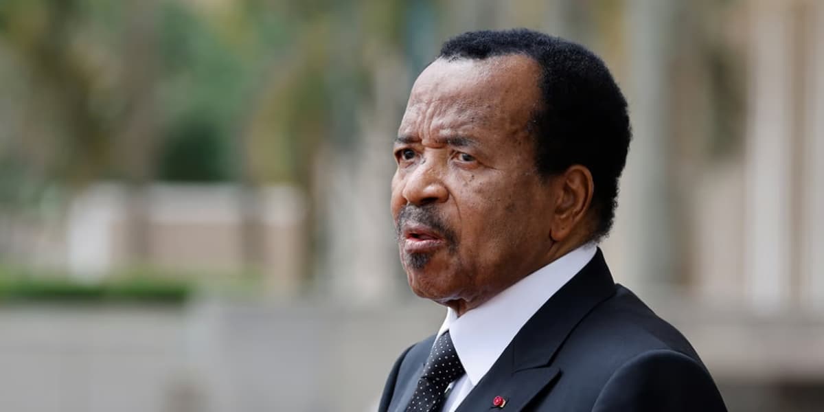 Paris se prépare à tourner la page Biya au Cameroun
