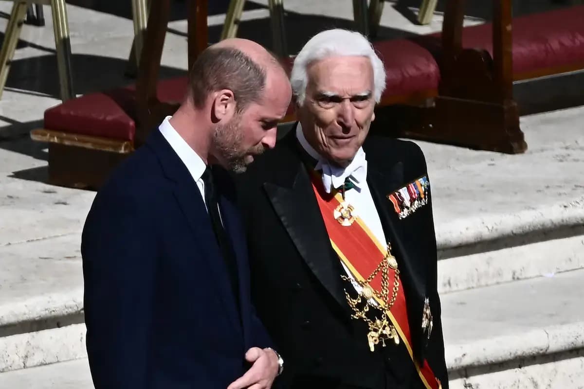 Rome: le prince William solitaire aux obsèques du pape François