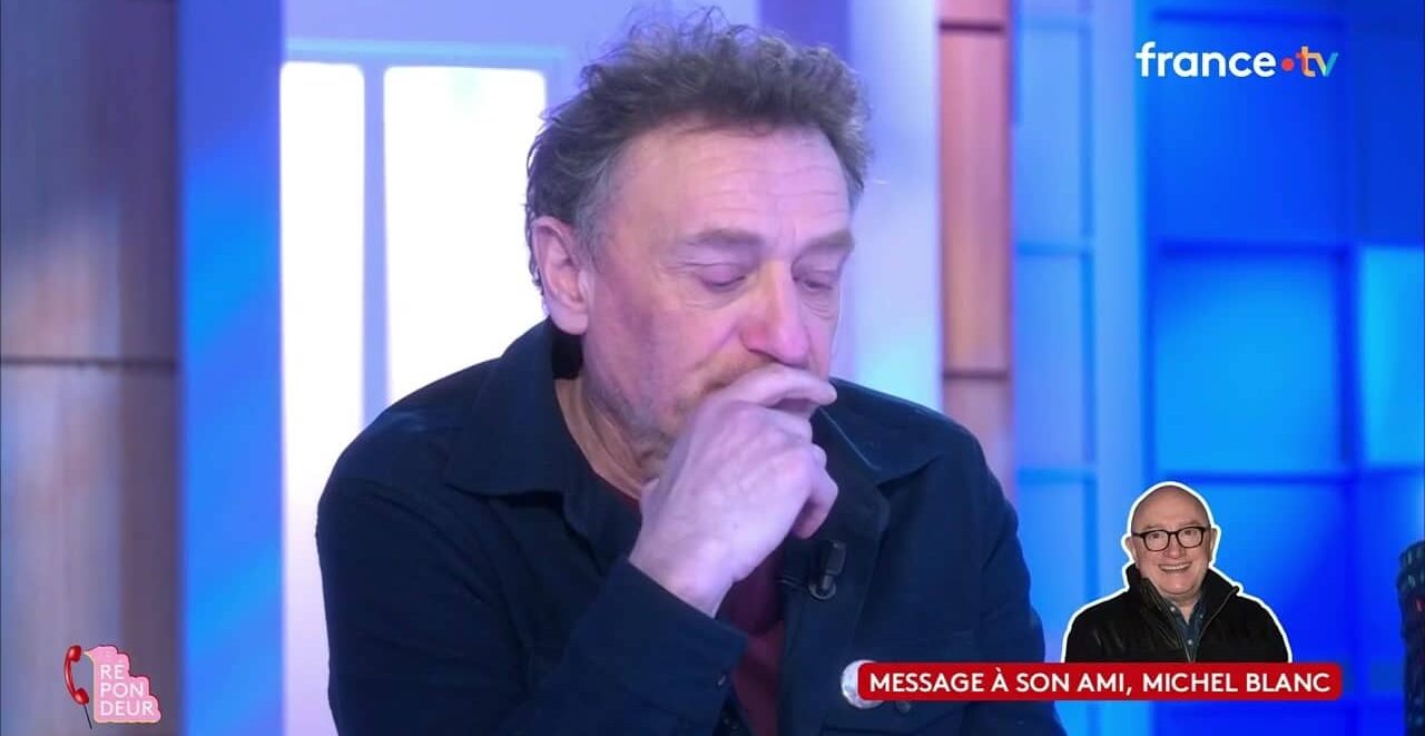 Jean‑Paul Rouve dit ne pas avoir eu de nouvelles de Michel Blanc depuis plus d’un an