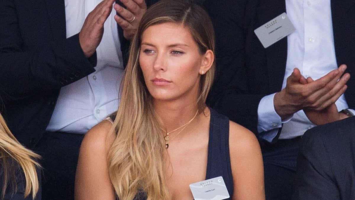 Camille Cerf critique l’ASVP après son interpellation en Guadeloupe pour tenue jugée trop légère