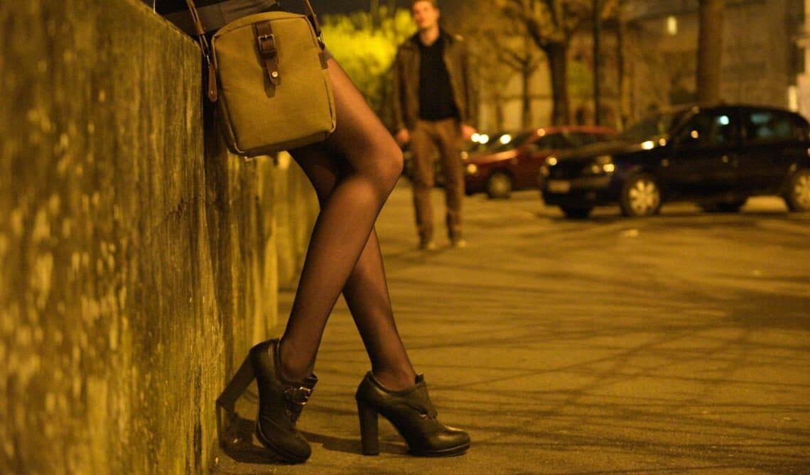 Bénin : 38 travailleuses de s3xe arrêtées lors d’une opération policière à Godomey