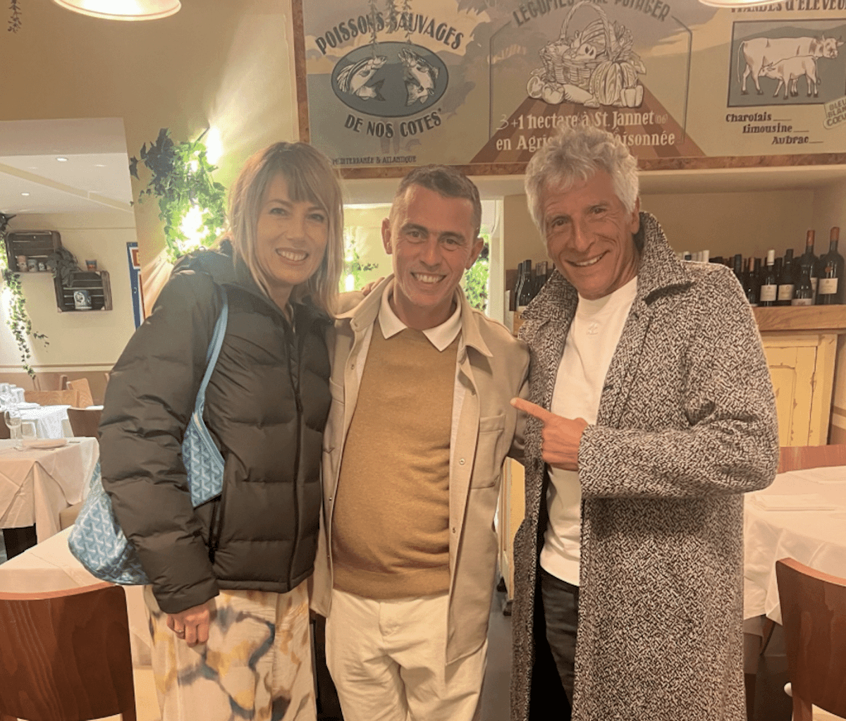 Nagui accompagne Mélanie Page à Antibes pour sa représentation d’Ubu Roi