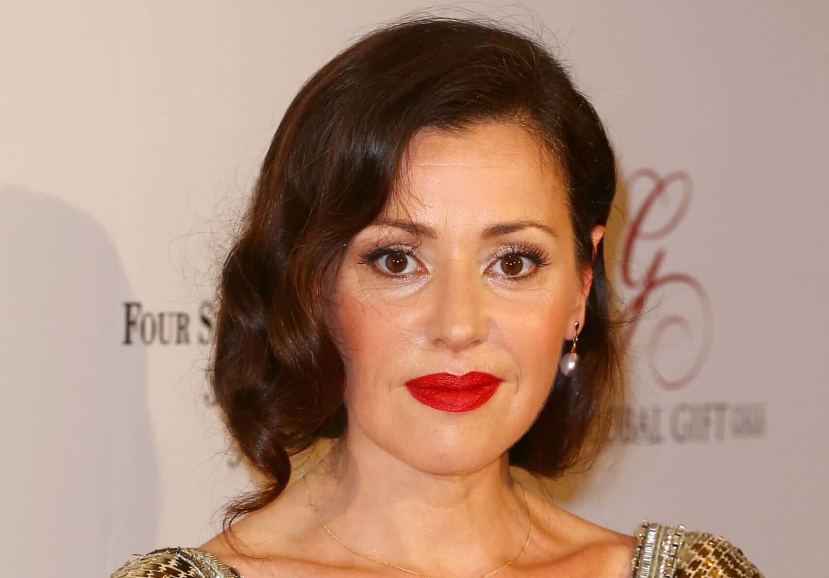 Tina Arena : la chanteuse australienne vit en France depuis 20 ans
