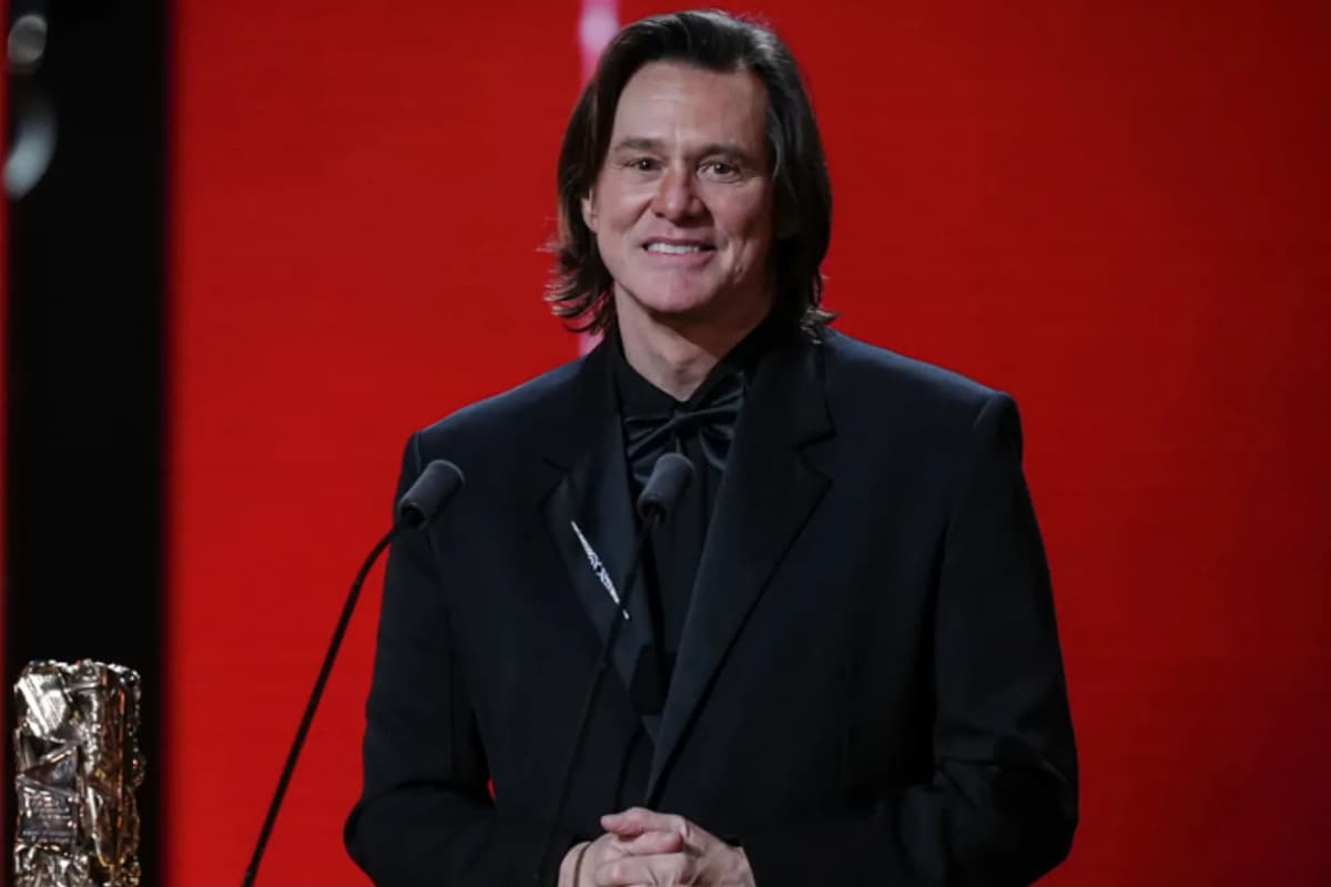 Jim Carrey : d’où viennent les théories du complot sur sa mort et son remplacement