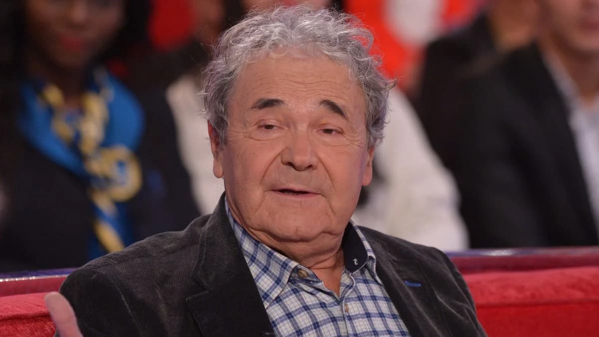Pierre Perret opposé à la guerre dit ce qu’il pense du service militaire