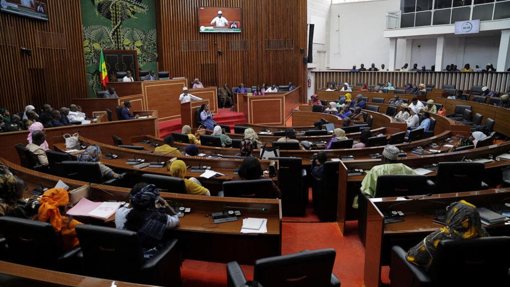 Sénégal : une réforme prévoit des sanctions contre les députés absentéistes