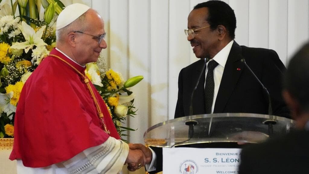 Cameroun : à Yaoundé, le pape Léon XIV appelle à «briser les chaînes de la corruption»