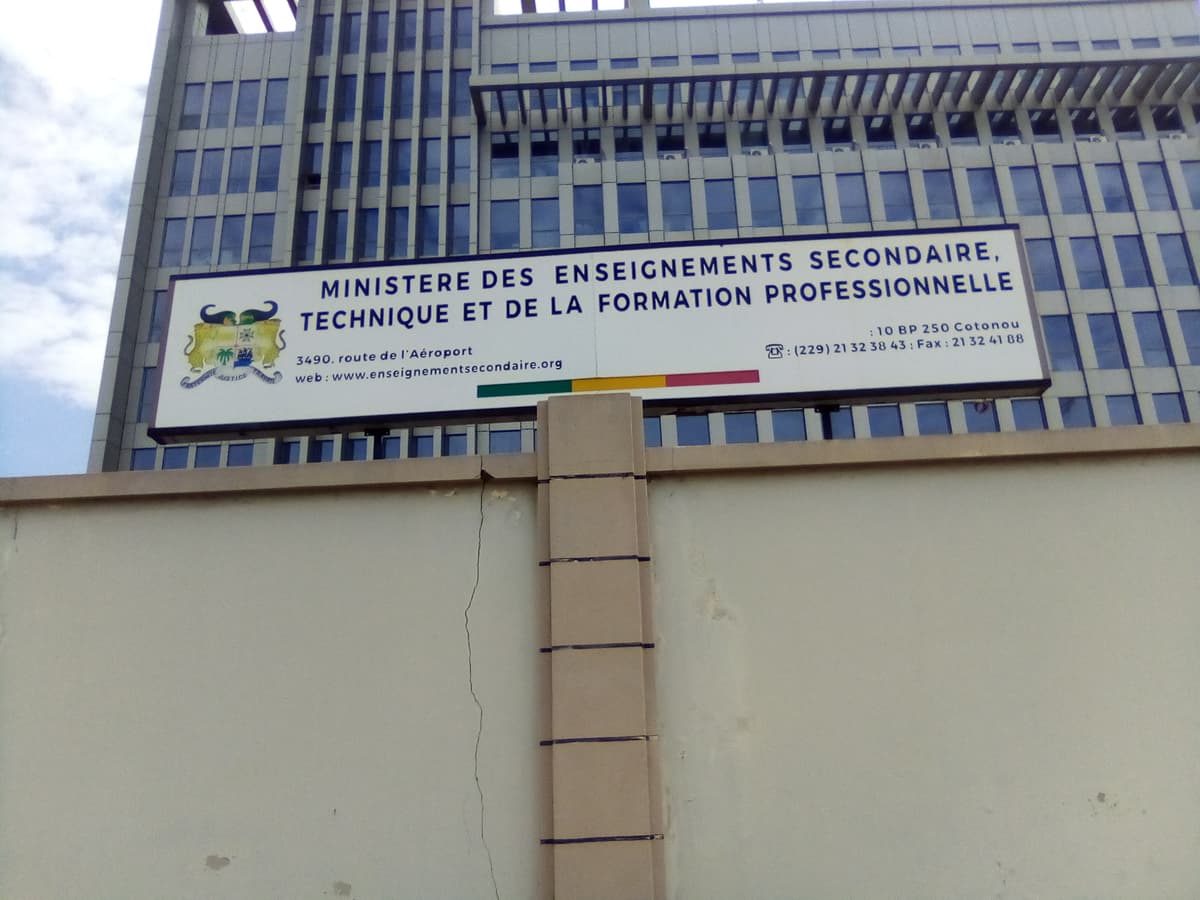 Bénin : interdiction formelle de frais illégaux pour les candidats au CQM