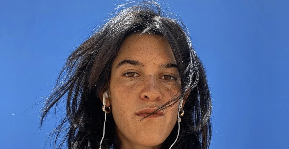 Suzanne Lindon soutenue par Dominique Besnehard après des attaques en ligne