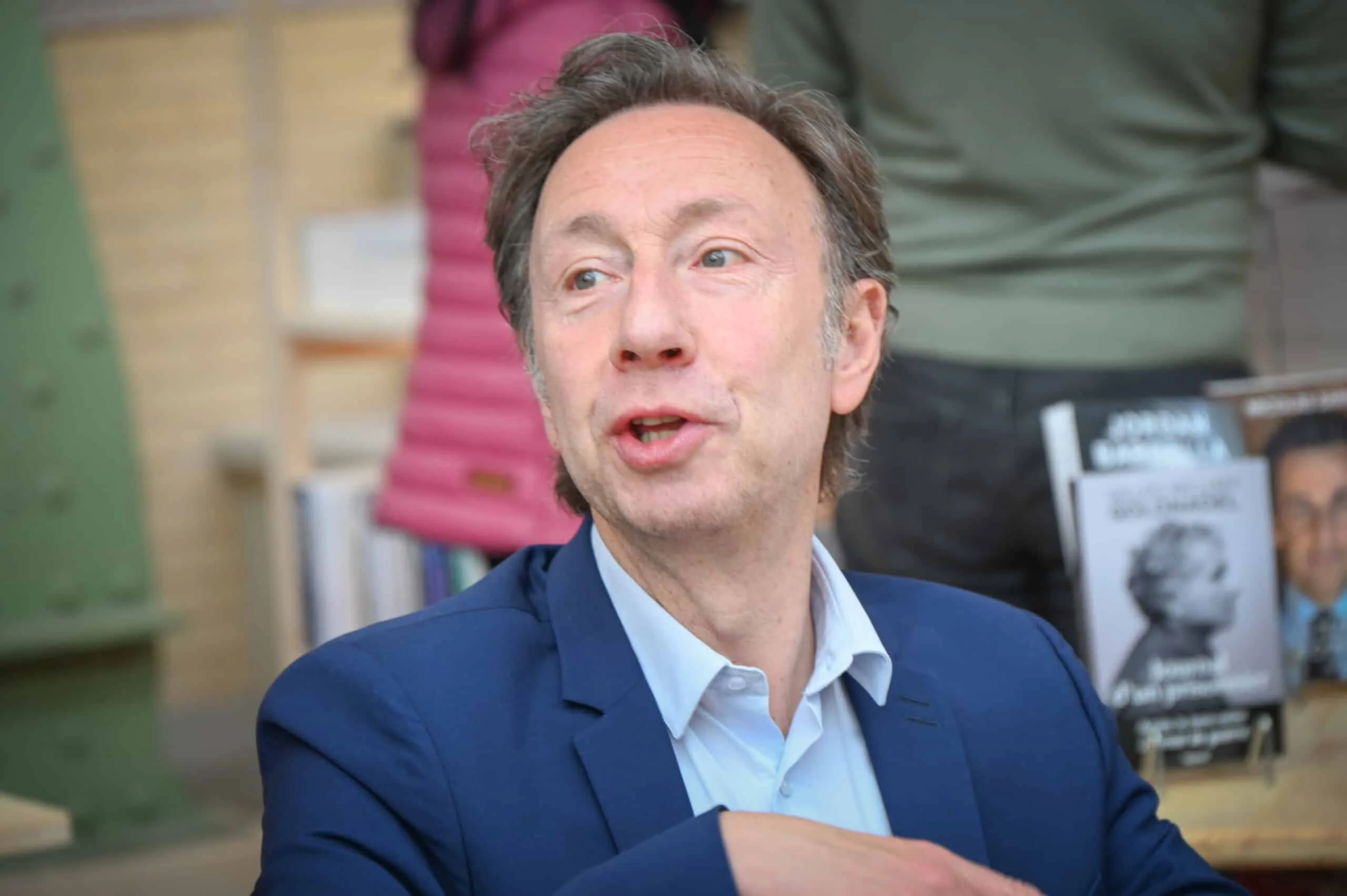 Eurovision 2026 : Stéphane Bern déplore l’appel au boycott d’Israël