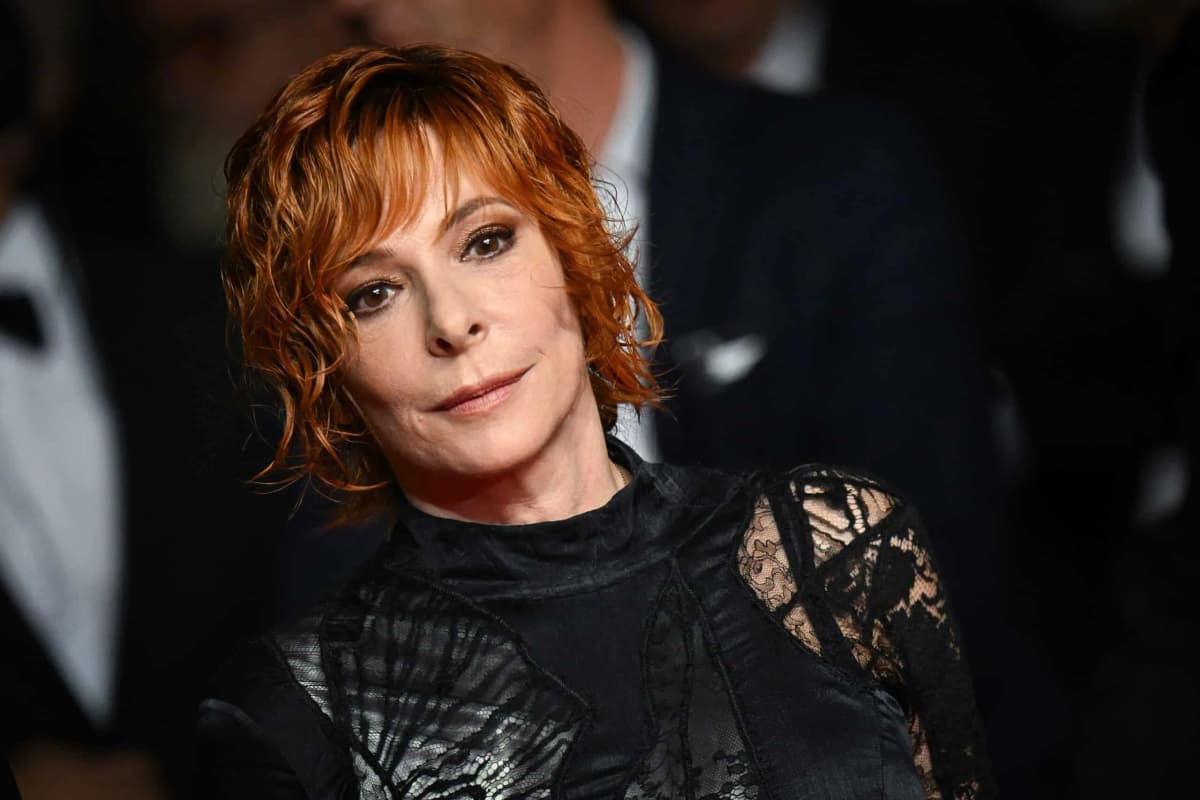 Mylène Farmer coincée dans une trappe laisse un très mauvais souvenir à un animateur de TF1