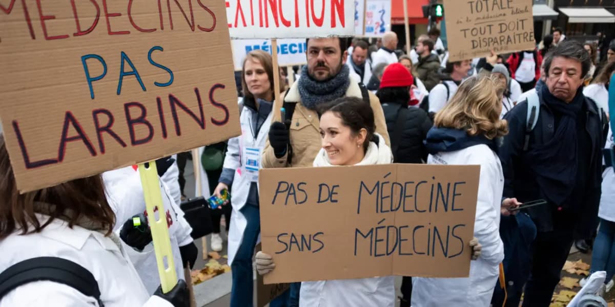 France: healthcare professionals protest against proposed regulation on physician practice locations