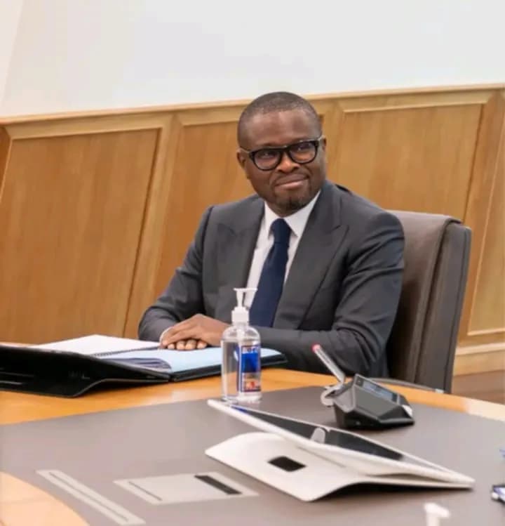 Benin: the Council of Ministers will now meet once a month.