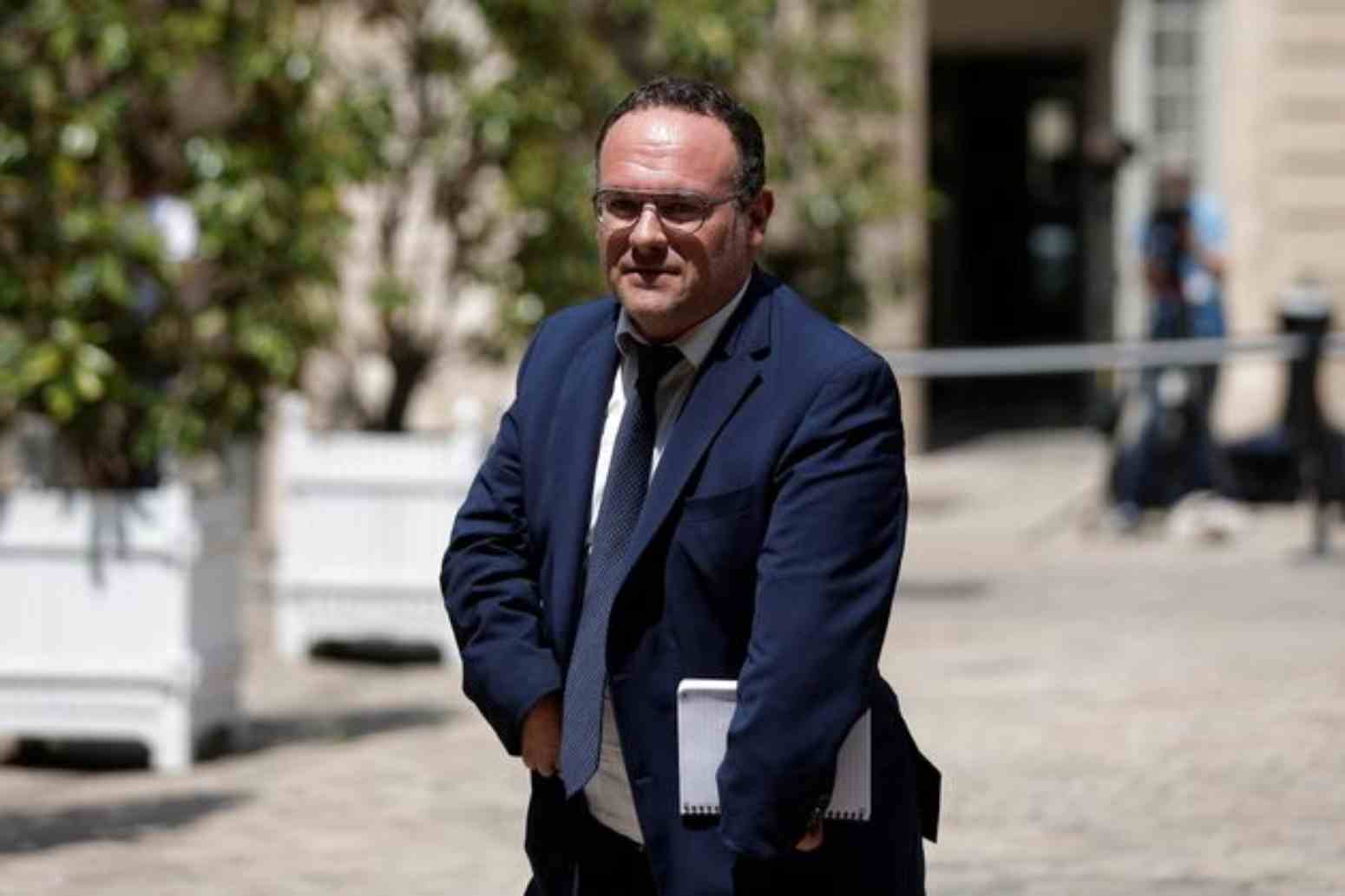 France: une élue centriste dépose une plainte contre le ministre Abad pour tentative de viol