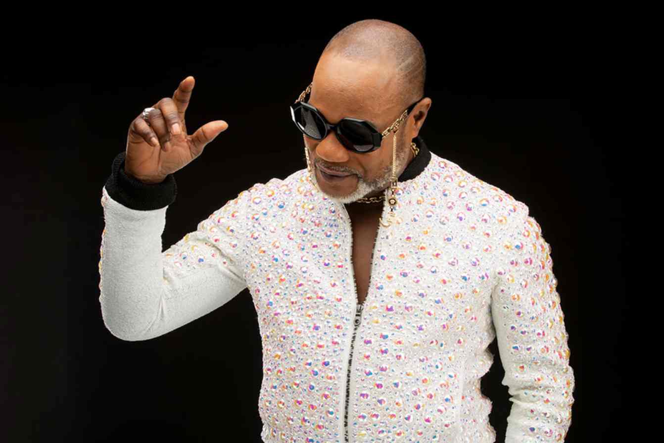 Koffi Olomidé: suspension de tous les membres de son staff de communication