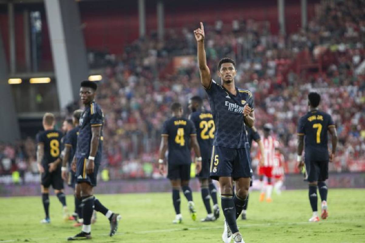 Real Madrid bat Malaga 4-0 et signe un troisième succès en Liga