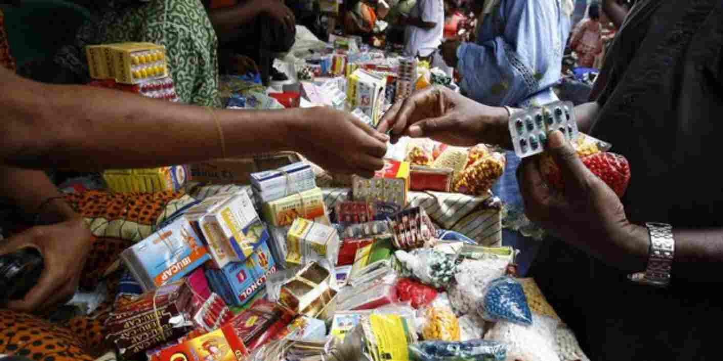 Sèmè-Kpodji : 155 kg de faux médicaments saisis, deux suspects interpellés