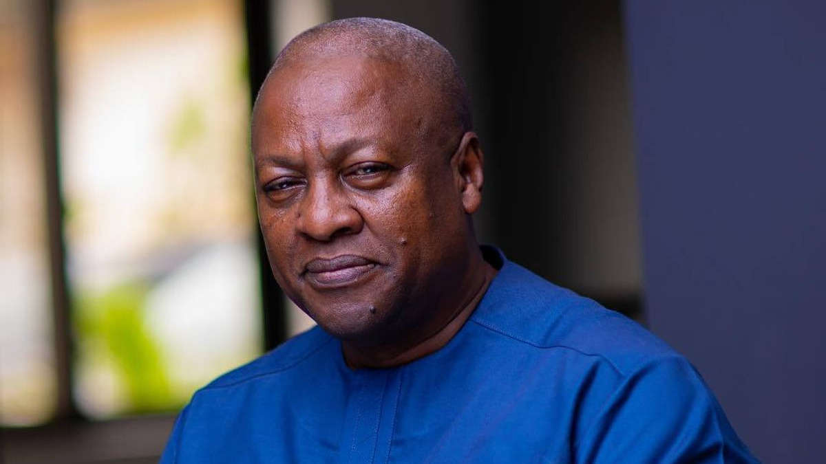 Ghana : John Dramani Mahama explore le paiement en cedis du brut livré aux raffineries locales