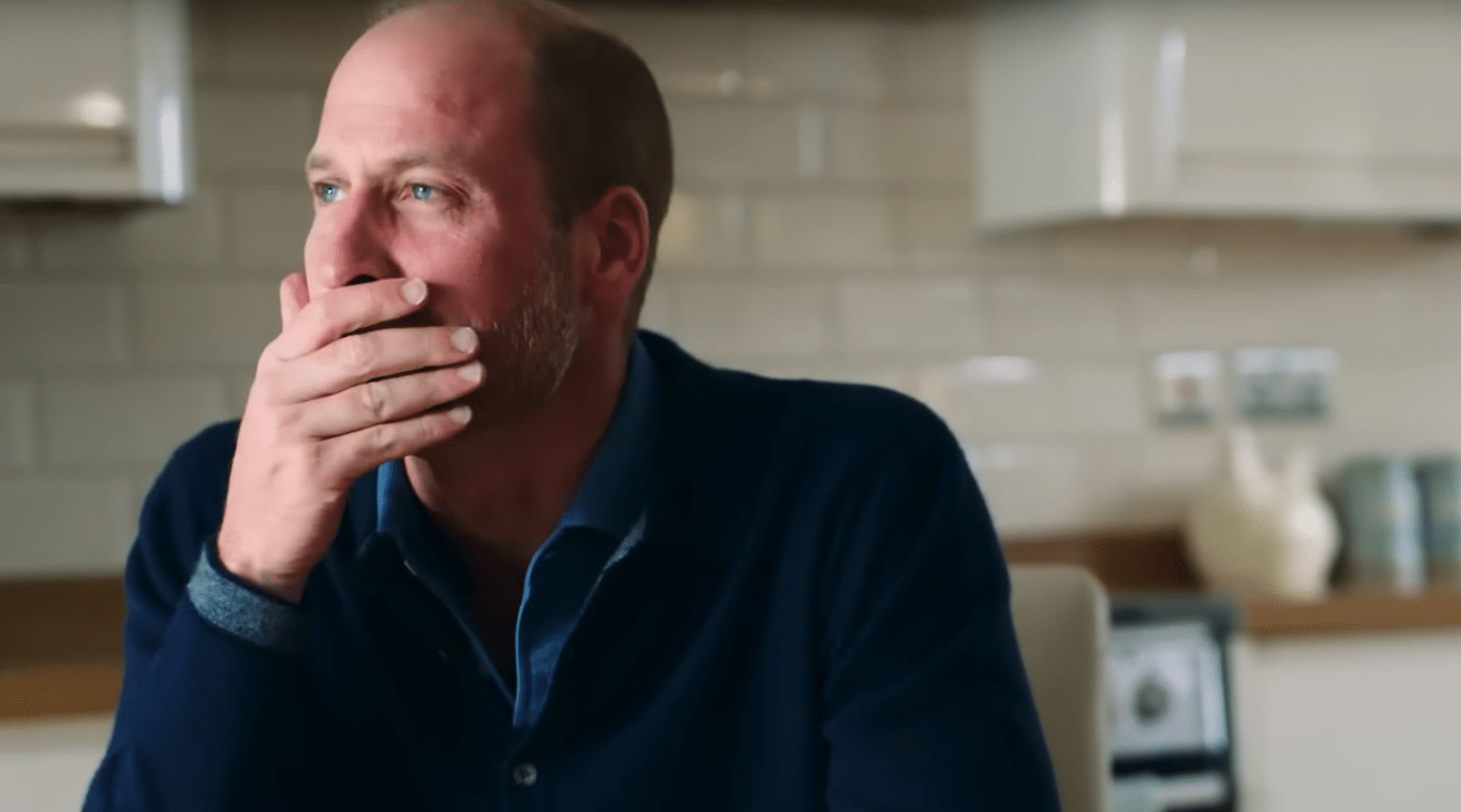 Prince William visiblement ému par l’évocation du suicide lors d’un déplacement