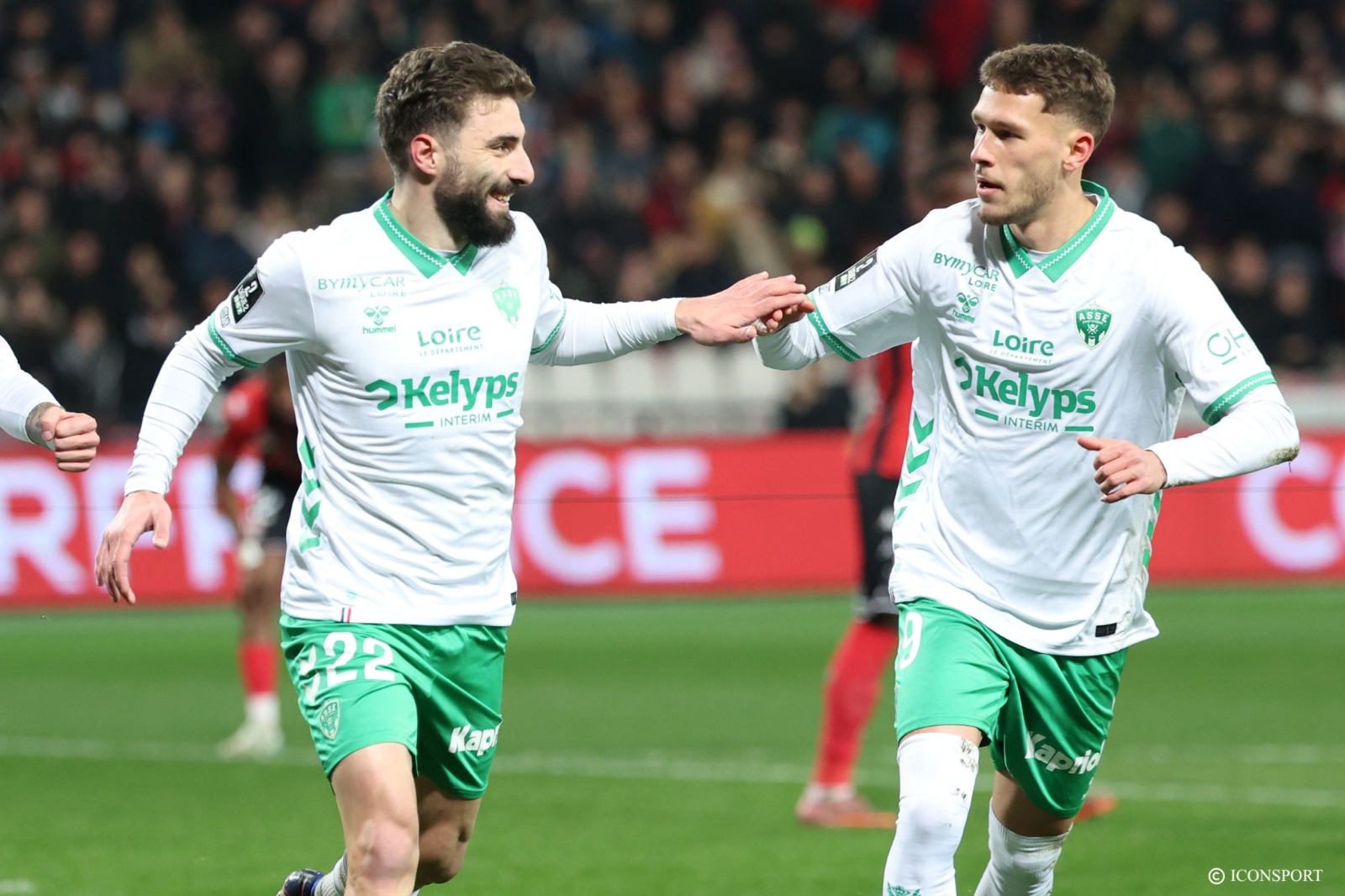 Ligue 2 : Saint-Etienne confirme, Nantes rechute, Metz tenu en échec